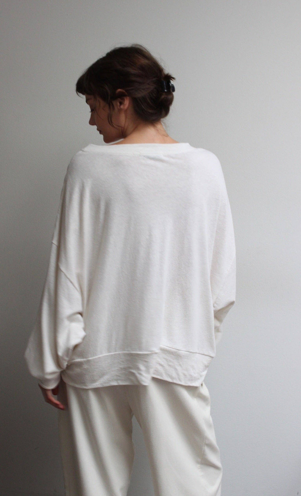 Na Nin | Margot Hemp Jersey Cropped Sweatshirt | Natural | Plus Size | Hazel & Rose | Minneapolis