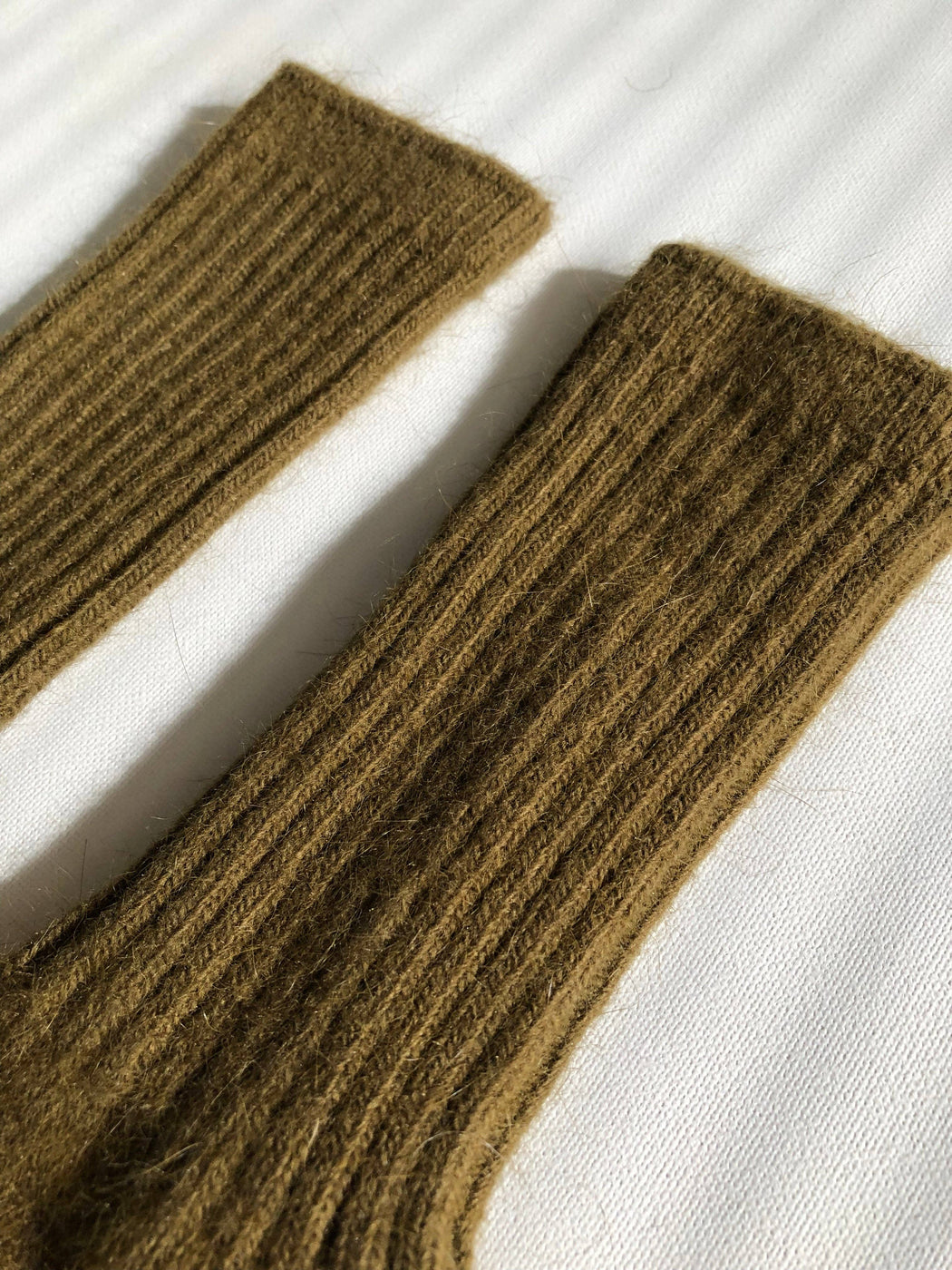 ROYAL ANGORA CABIN SOCKS | Olive