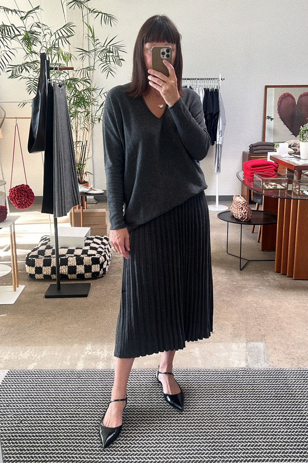 Cashmere Mix Pleated Skirt | Dark Grey