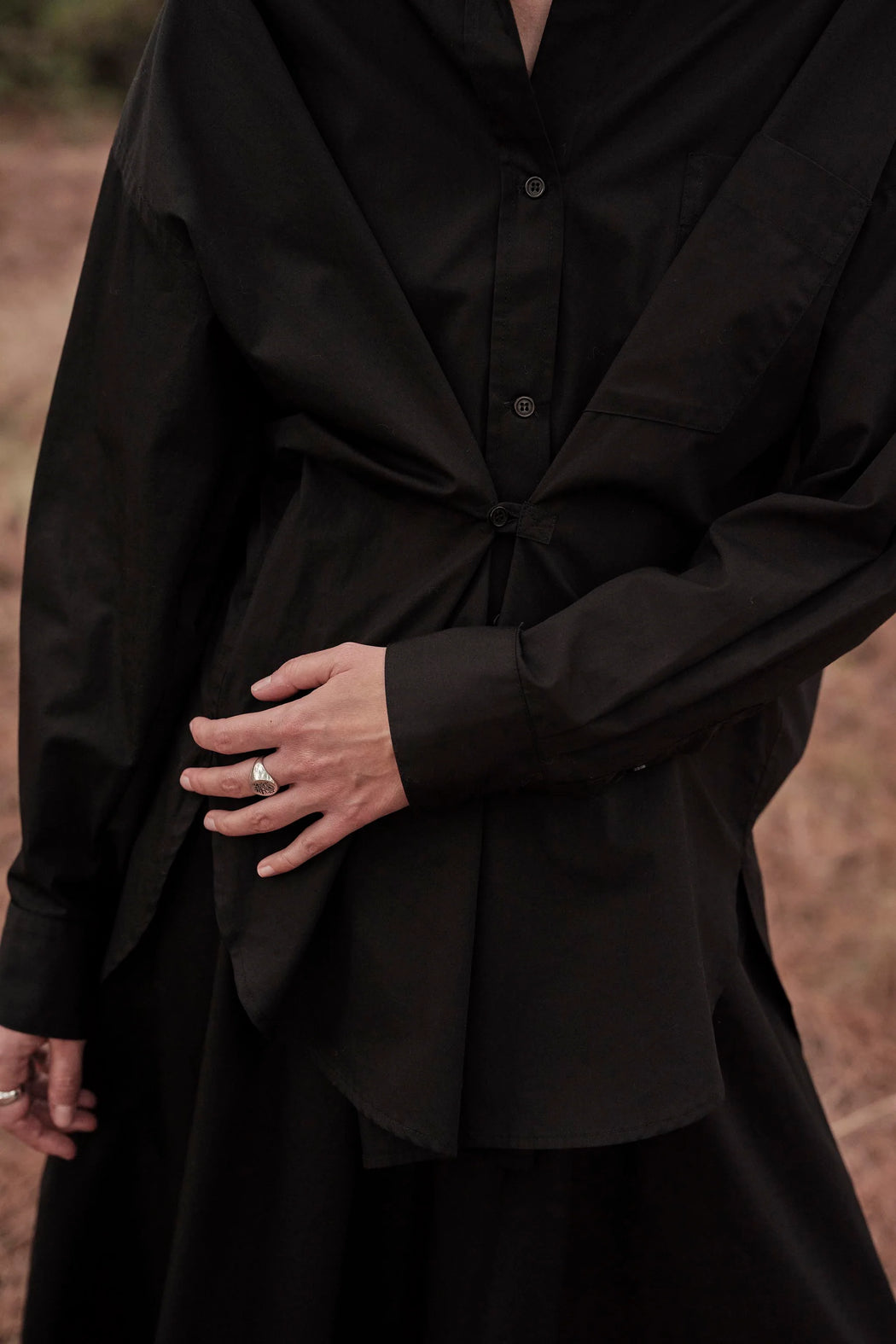 MAMENE | Phoebe Wrap Shirt in Poplin | Black | Plus Size | Minneapolis | Minnesota