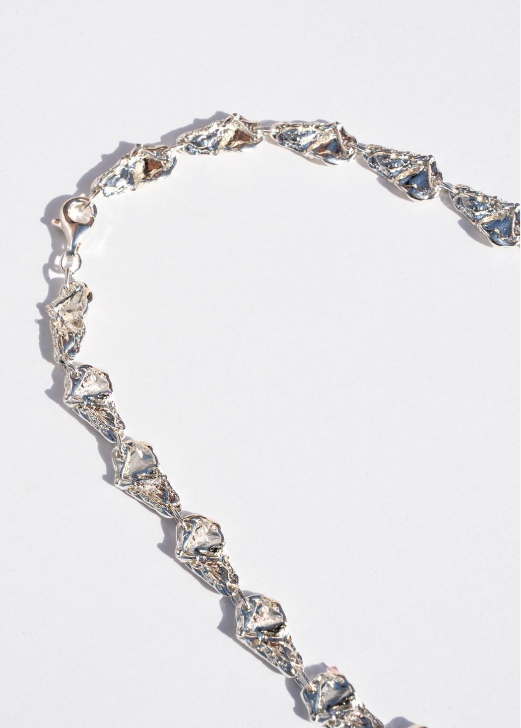 MELIA NECKLACE