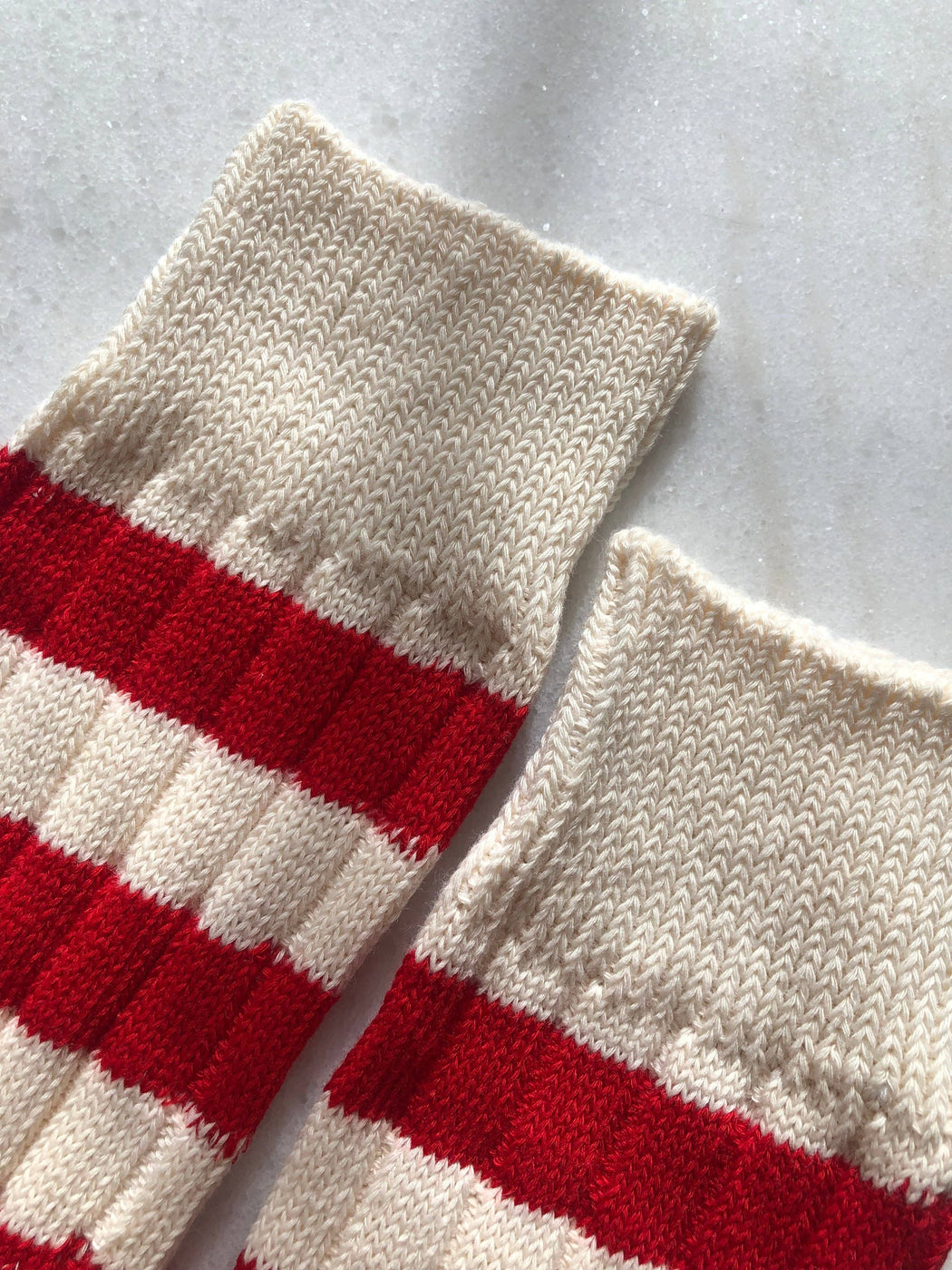 STRIPE HIGH SOCKS | Red & Off White