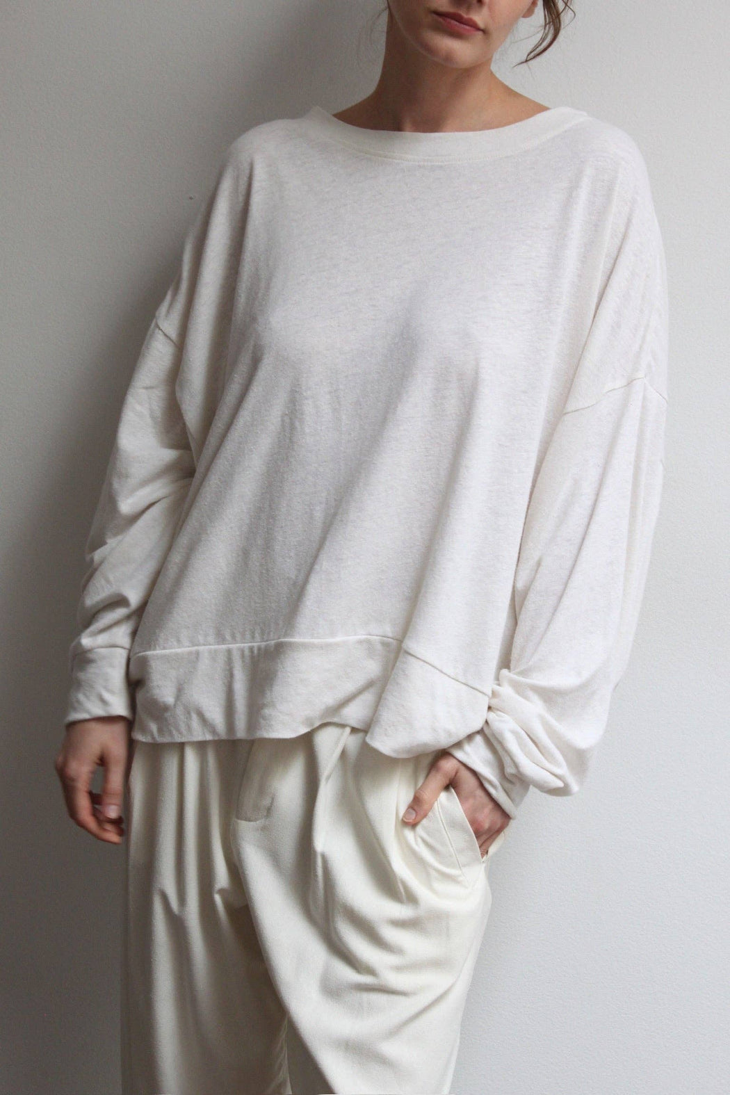 Na Nin | Margot Hemp Jersey Cropped Sweatshirt | Natural | Plus Size | Hazel & Rose | Minneapolis